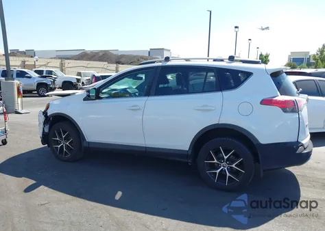 2018 Toyota Rav4 Se из США, поврежденный, VIN 2T3NFREV2JW464434